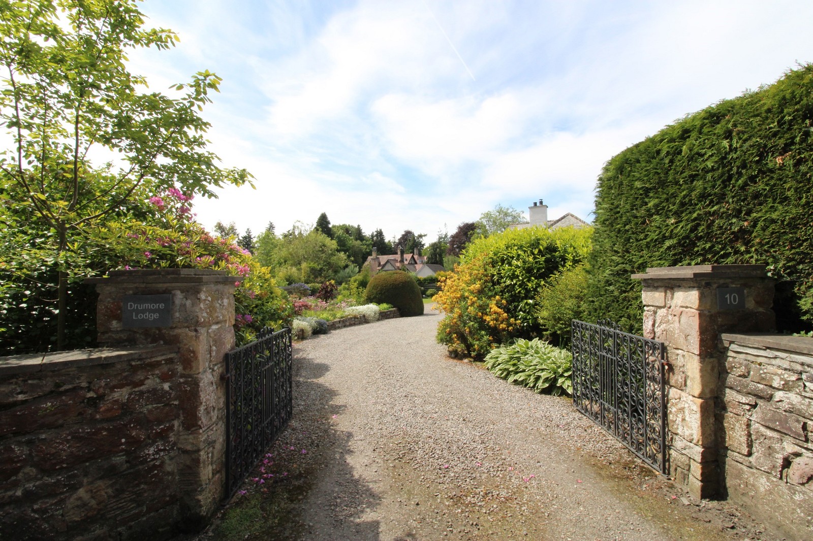 10 Drummond Crescent, Drummond, Inverness. IV2 4QR
