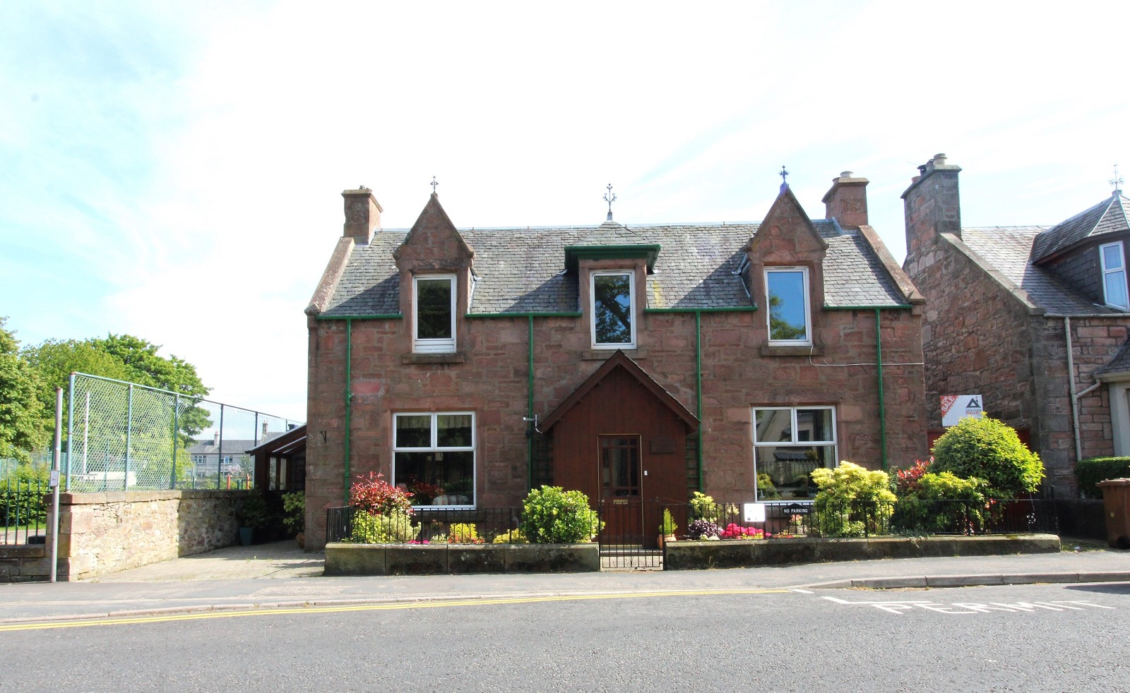 20 Midmills Road, Crown, Inverness. IV2 3NX