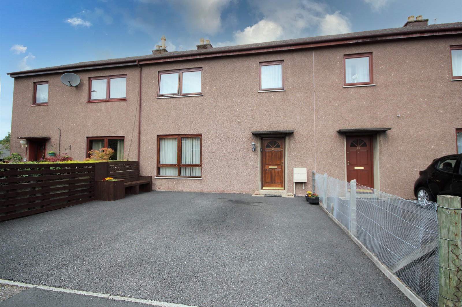 23 Kildonan Crescent, Hilton, Inverness. IV2 4TL