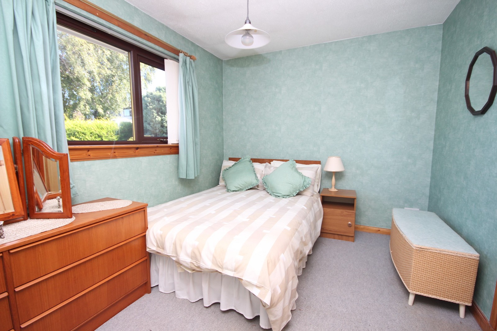 9 Burn Brae Terrace, Westhill, Inverness. IV2 5HD