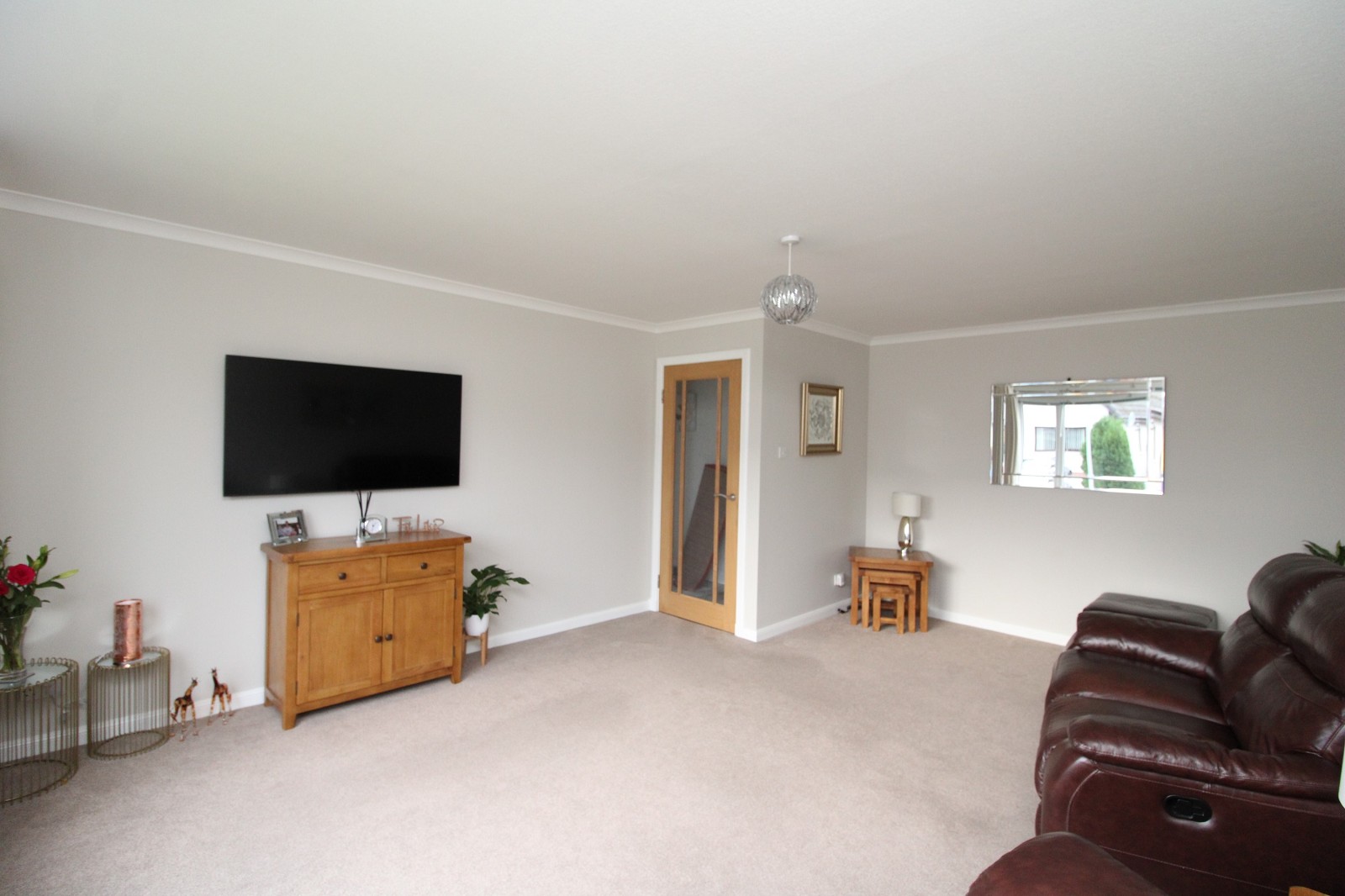 64 Castle Heather Crescent, Castle Heather, Inverness. IV2 4BF