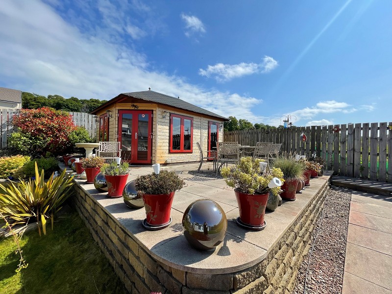 Hills Peak, 2 Upper Slackbuie, Slackbuie, Inverness. IV2 6BY