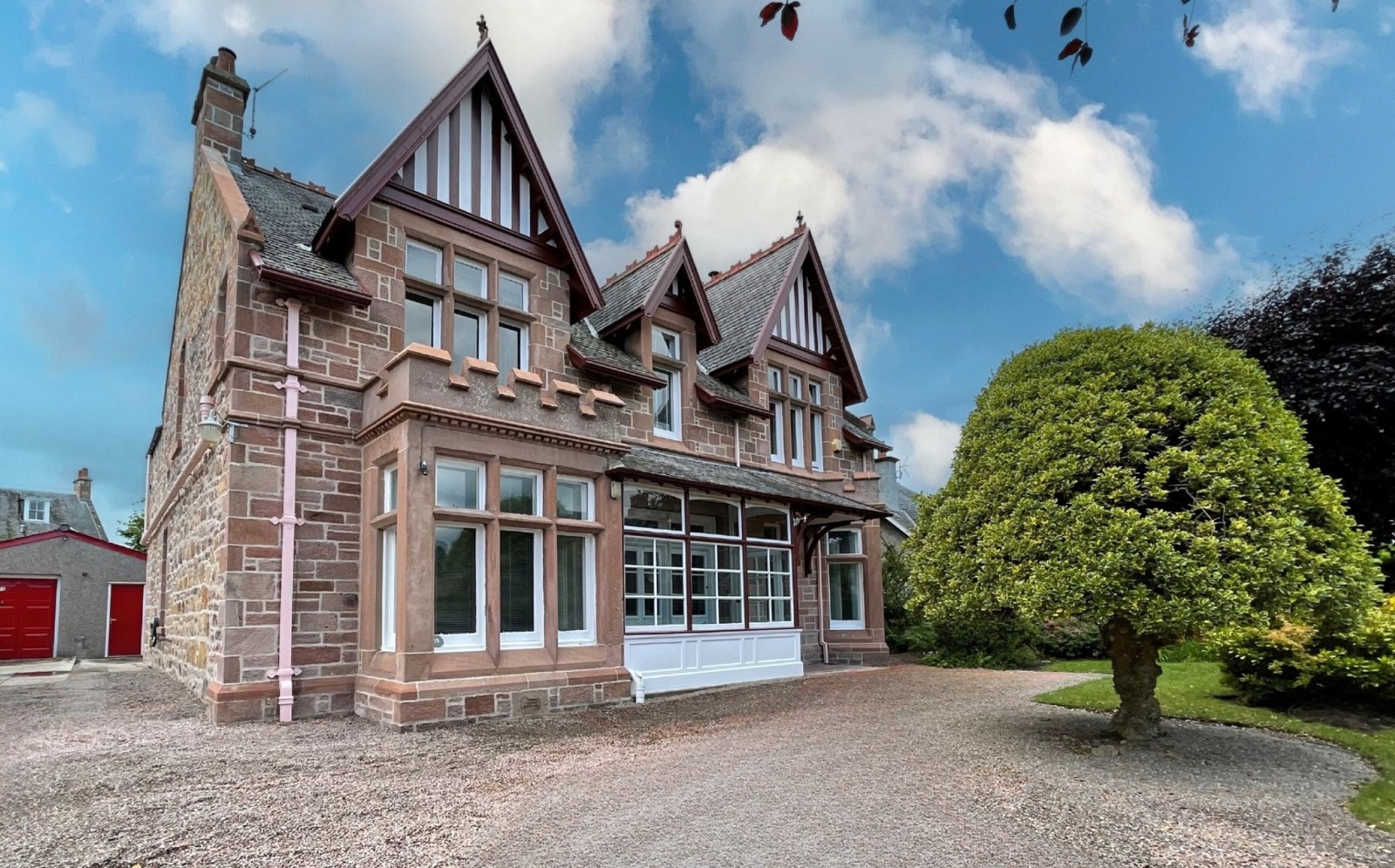 19 Crown Drive, Crown, Inverness. IV2 3QF