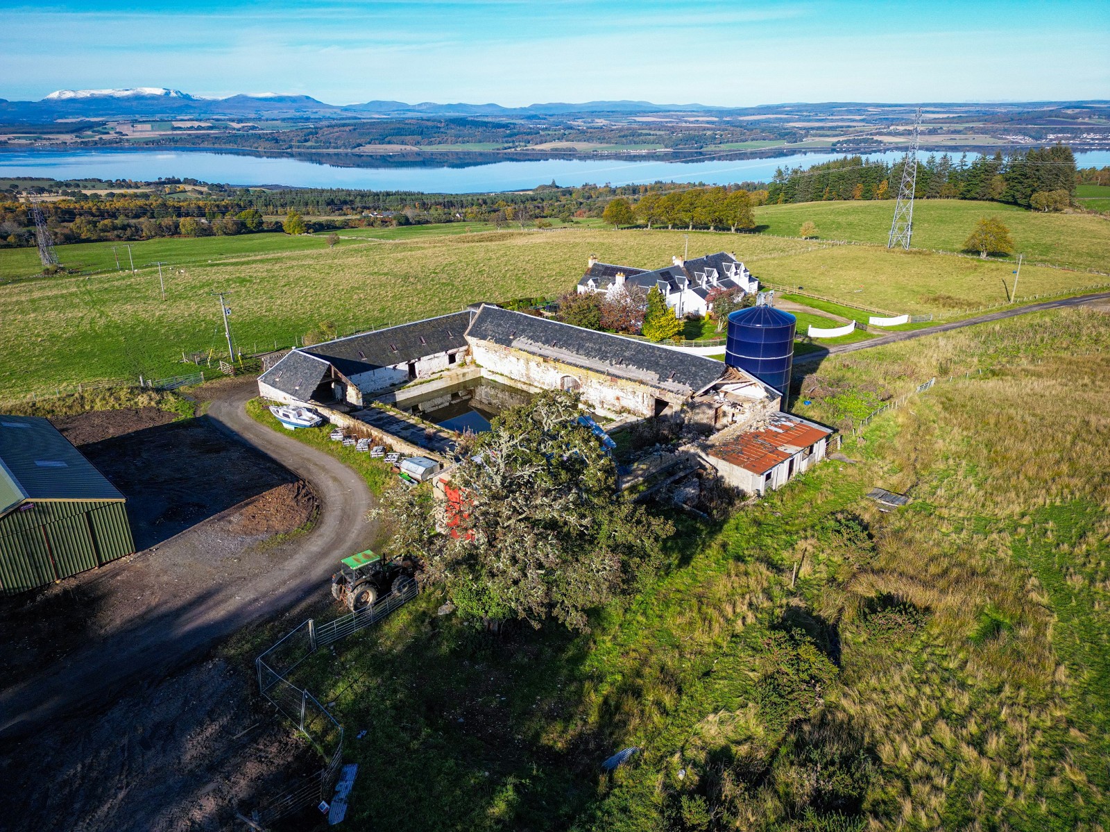 Ladystone Steading, Bunchrew, Inverness. IV3 8TB