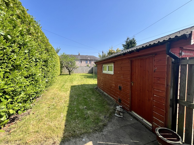 33 Lindsay Avenue, Dalneigh, Inverness. IV3 5ET