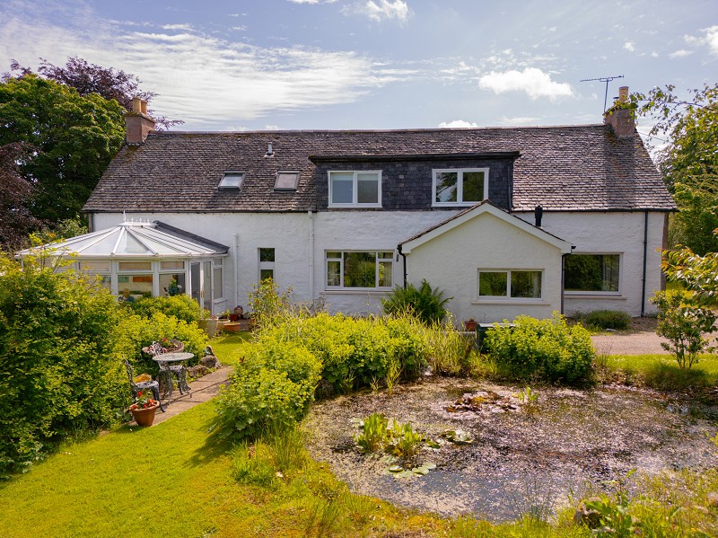 Old Post Office House, Wardlaw Road, Kirkhill, Inverness. IV5 7NY