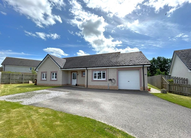 15 Barley Row, Conon Bridge, Dingwall. IV7 8DJ