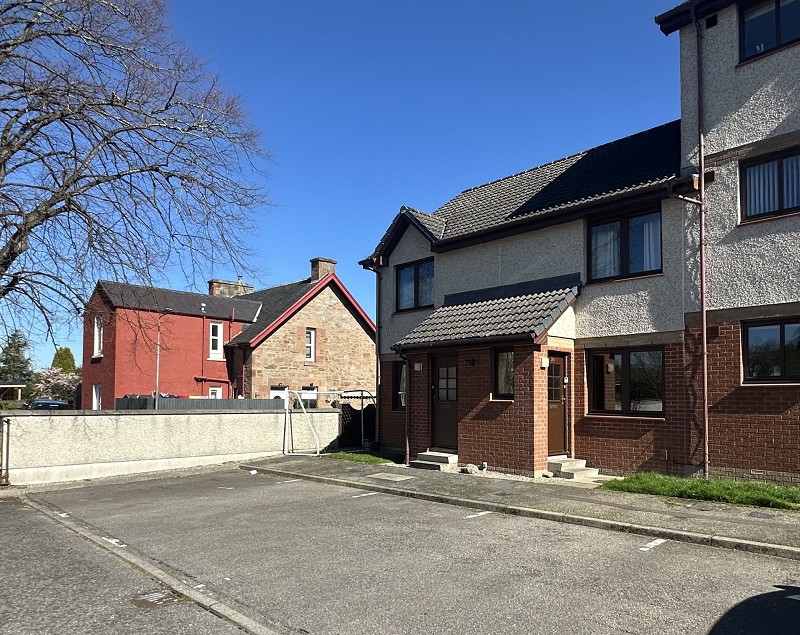 28R Diriebught Road, Millburn, Inverness, IV2 3QY