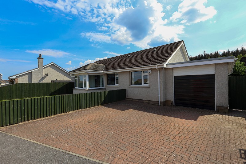 10 Moray Drive, Balloch, Inverness, IV2 7HS