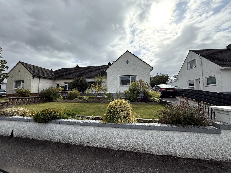 37 Laggan Road, Lochardil, Inverness, Highland. IV2 4EW