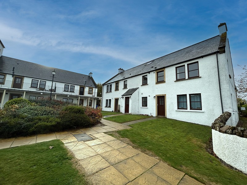 21 Golf View Court, Druid Temple Road, Inverness, IV2 6US