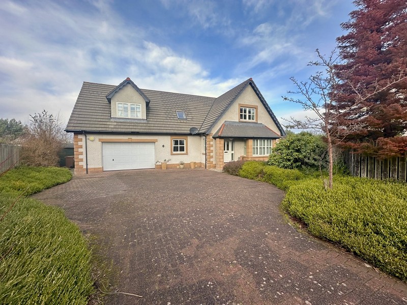 11 Sandalwood Crescent, Milton of Leys, Inverness. IV2 6GS